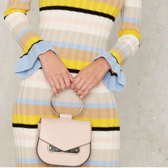 ✨BNWT Nast Gal | Ring Leader Nude Crossbody Clutch - Picture 2 of 8